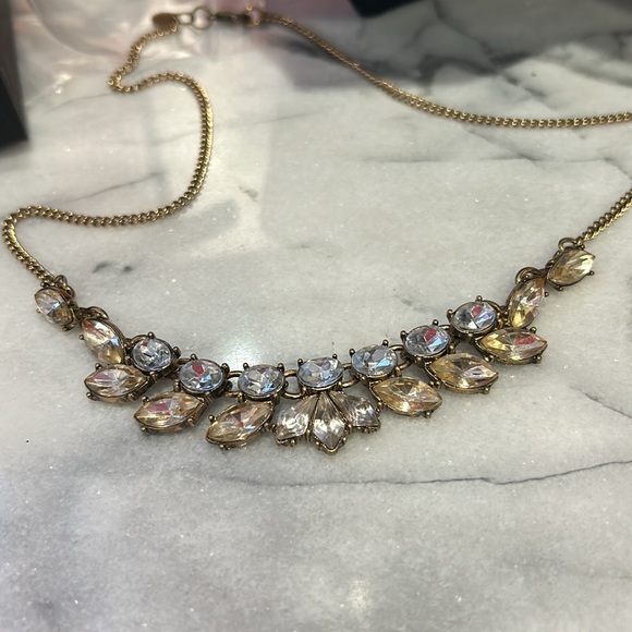 Coastal Neutrals Palm Leaves Statement Necklace-Boutique - Picture 6 of 10